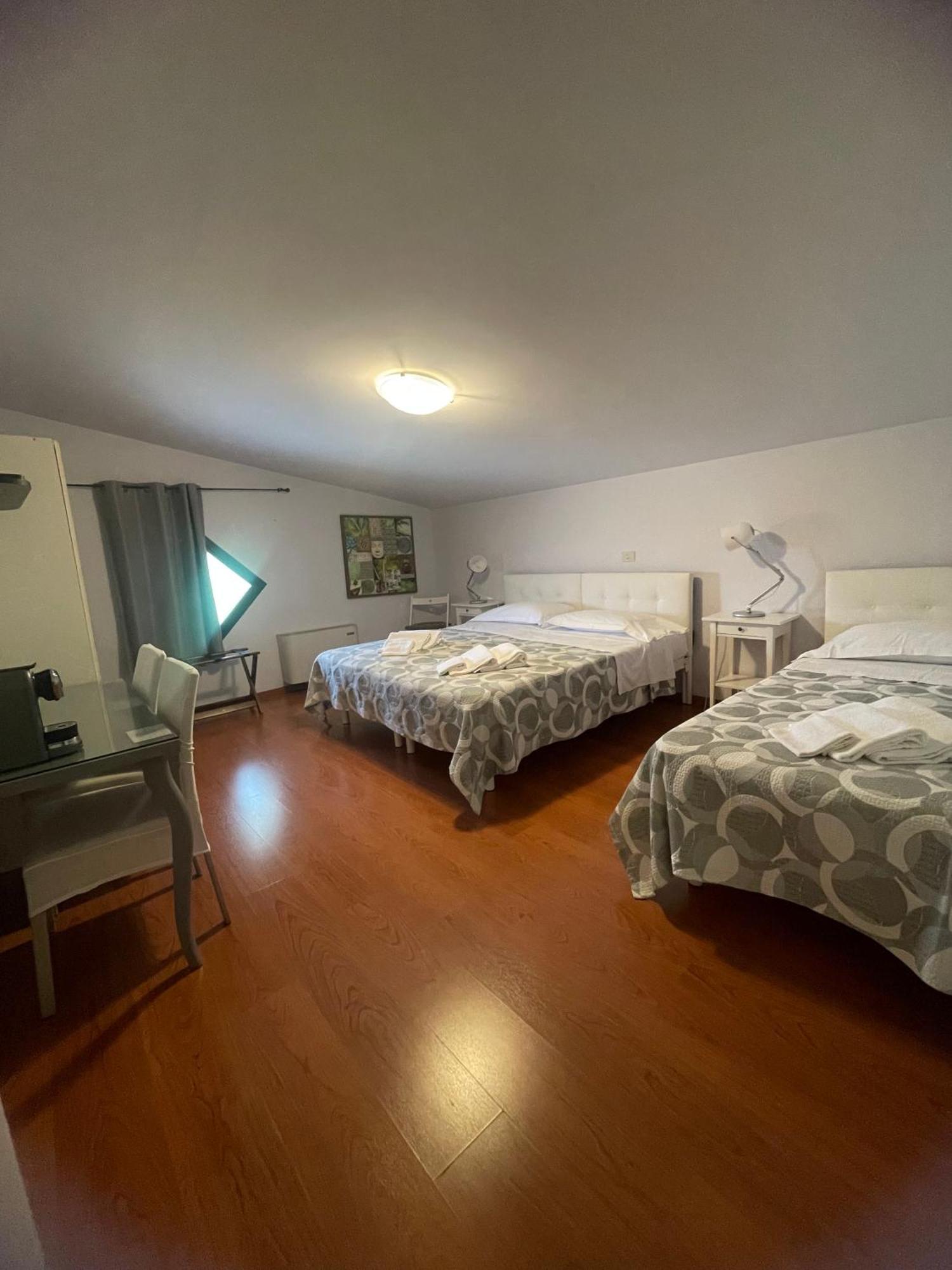 Triple Room Private Bathroom